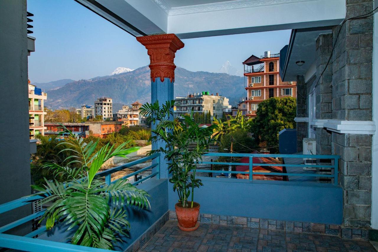 Hotel Bougainvillea ポカラ エクステリア 写真