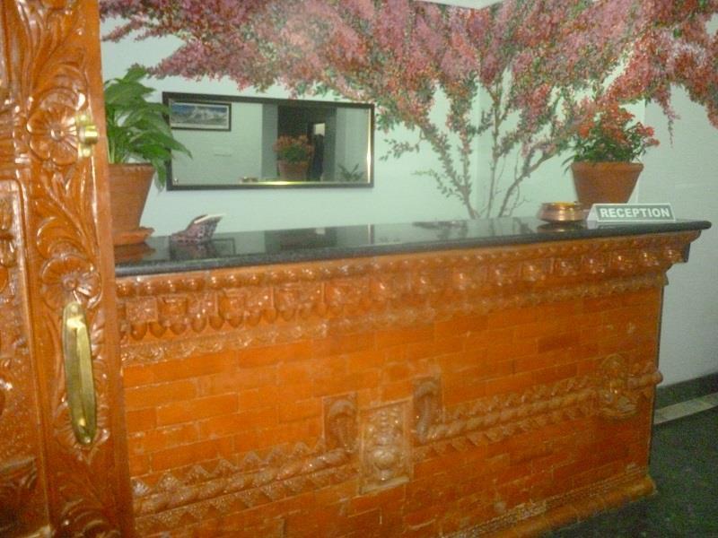 Hotel Bougainvillea ポカラ エクステリア 写真